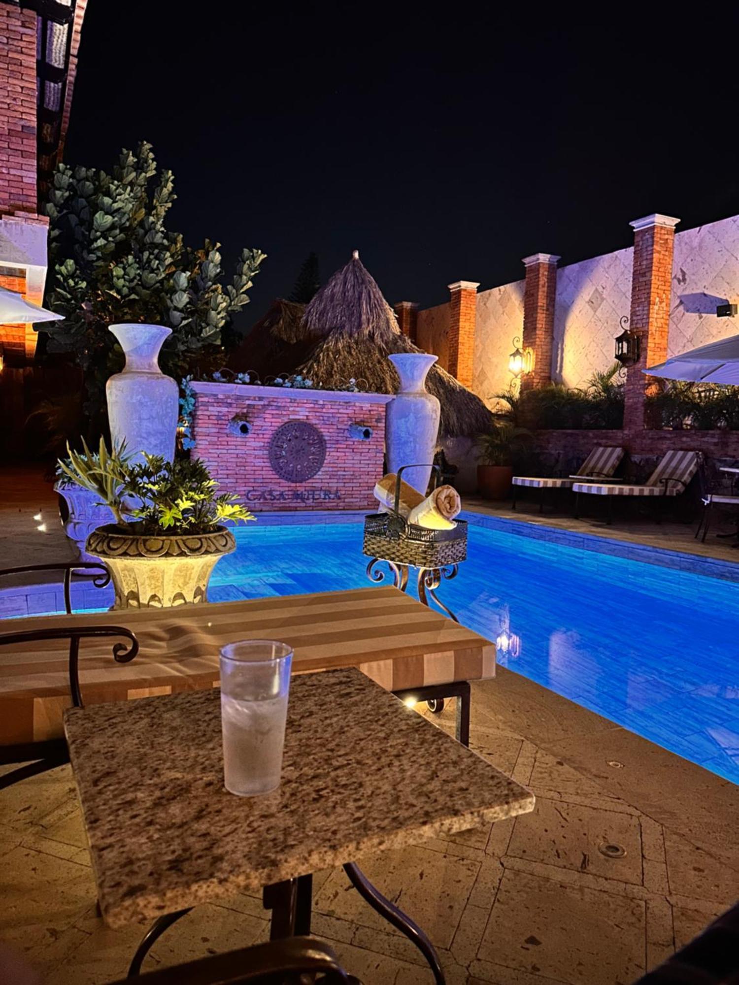 Casa Miura Hotel Boutique アヒヒク エクステリア 写真
